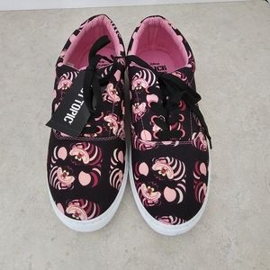 WOMENS DISNEY ALICE IN WONDERLAND CHESHIRE CAT SNEAKERS FROM HOT TOPIC SZ 10